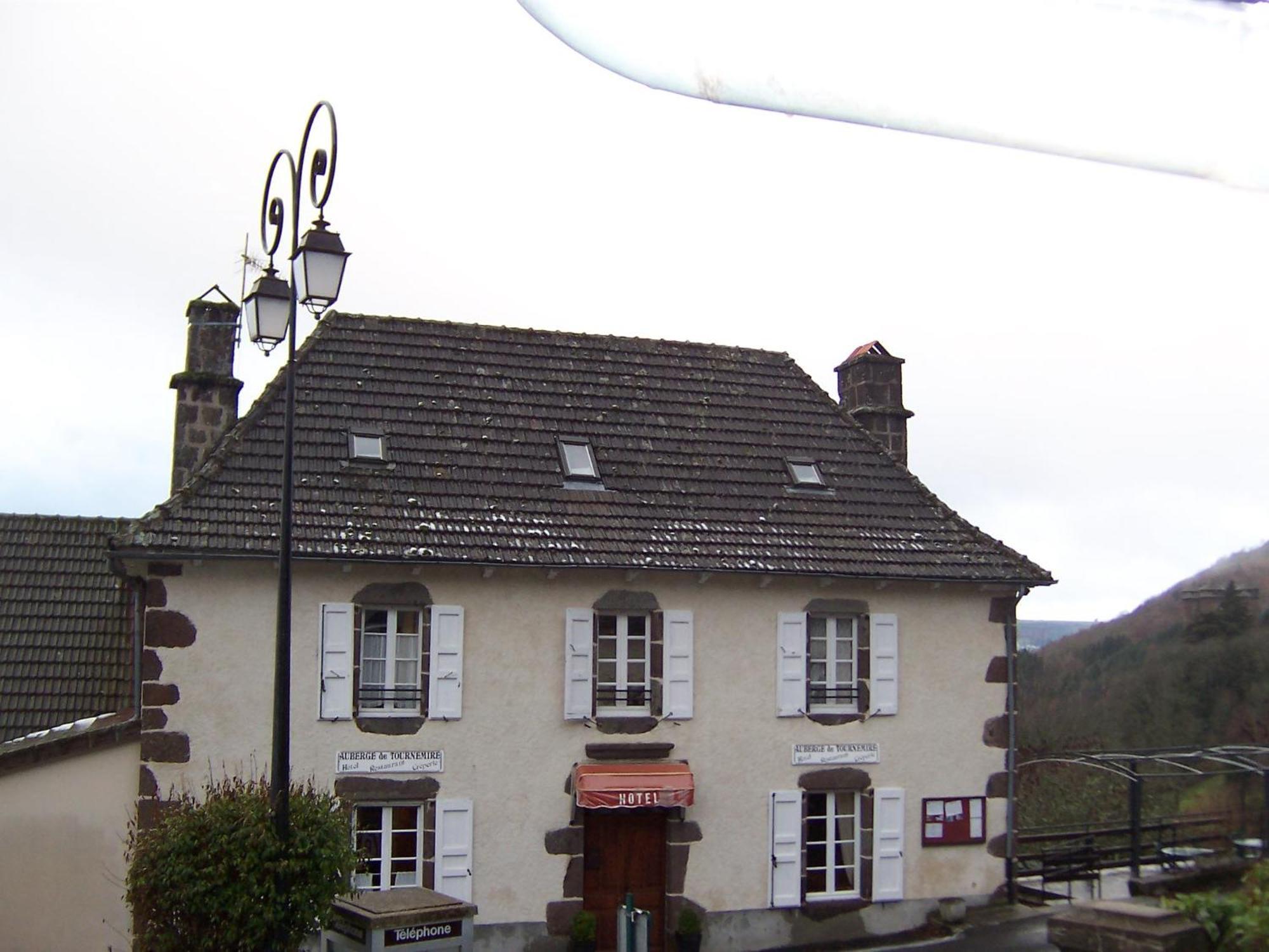 Auberge Hotel De Tournemire - Cantal المظهر الخارجي الصورة