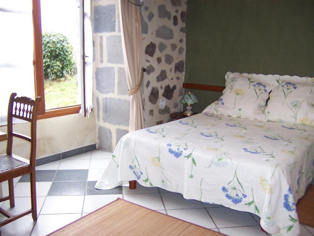 Auberge Hotel De Tournemire - Cantal الغرفة الصورة