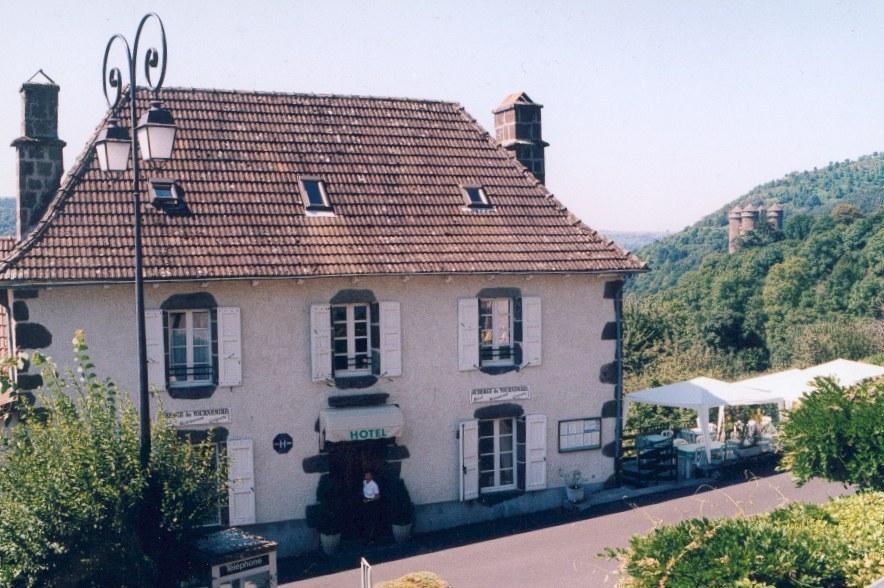 Auberge Hotel De Tournemire - Cantal المظهر الخارجي الصورة