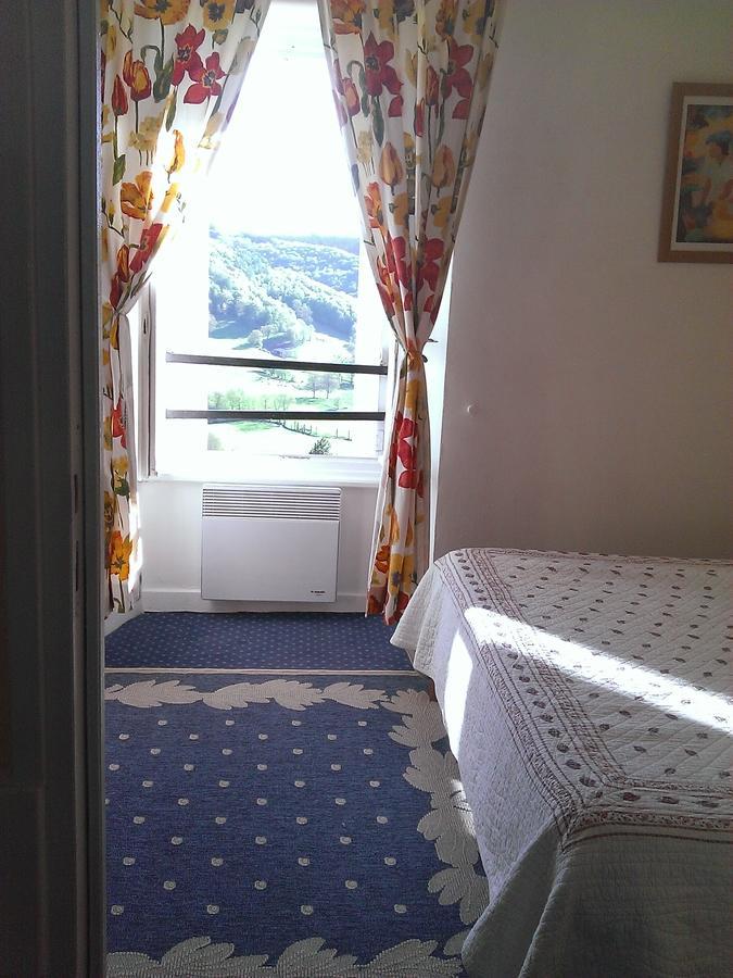 Auberge Hotel De Tournemire - Cantal المظهر الخارجي الصورة